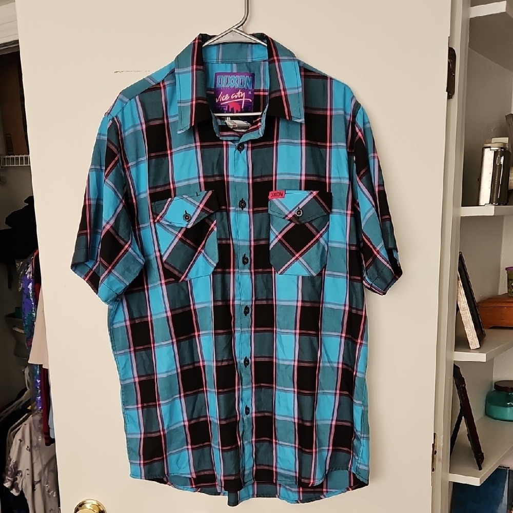 DIXXON Men's Turquoise and Black Plaid Short-Sleeve Button-Down Shirt